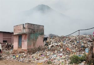  நகராட்சி குப்பை கிடங்கில் தீ புகையால் அவதி