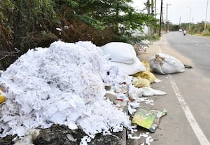  பாலியஸ்டர் துணி கழிவுகளால் 'தலைவலி'  