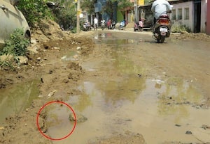  பிரதான குழாயில் உடைப்பு திருக்காலிமேடில் வீணாகும் குடிநீர்