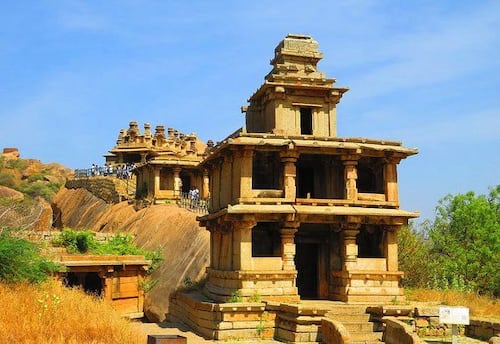  சித்ரதுர்காவில் தரிசிக்க வேண்டிய மூன்று கோவில்கள்