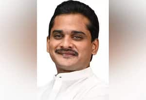  பழைய வேர்களை புதிய தளிர்களால் இணைக்க வேண்டும்;  கட்சி மேலிடத்திற்கு எழுதிய கடிதத்தில் எம்.எல்.ஏ.,க்கள் தத்துவம்