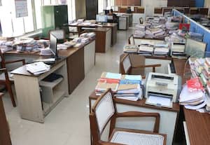  வருவாய்த்துறை ஸ்டிரைக்; அலுவலகங்கள் வெறிச்