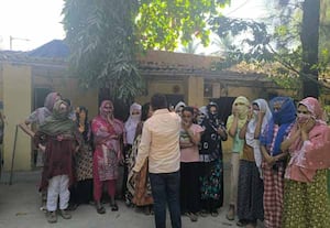 மும்பையில் சட்டவிரோத குடியேற்றம்; வங்கதேச திருநங்கைகள் 21 பேர் கைது