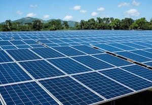 இந்திய சோலார் பேனல்களுக்கு 126% வரி விதித்தார் அதிபர் டிரம்ப்!