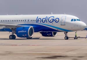 இண்டிகோ விமானம் கிளம்புவதில் தாமதம்; ஏசி  கோளாறு: ஊழியர்களுடன் பயணிகள் வாக்குவாதம்