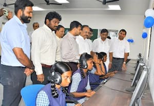  ராமநாதபுரம் மாநகராட்சி பள்ளிக்கு கிடைத்தது கம்ப்யூட்டர் ஆய்வகம்