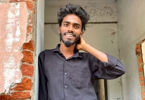  மாணவியை கத்தியால் குத்திய வாலிபர் துாக்கிட்டு தற்கொலை