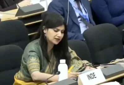 ஜம்மு காஷ்மீர் பட்ஜெட் இரு மடங்கு பெரியது; பாகிஸ்தானை வெளுத்து வாங்கிய இந்தியா