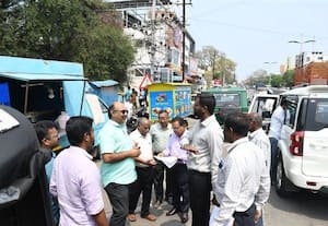 புதிய பஸ் ஸ்டாண்டில் இருந்து பஸ்கள் இயக்க ஆலோசனை;  சப்-கலெக்டர் தலைமையில் அதிகாரிகள் ஆய்வு