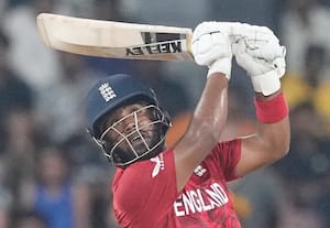 இங்கிலாந்து அணி 'ஹாட்ரிக்' வெற்றி * நியூசிலாந்து அணி ஏமாற்றம்