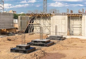  துாண்களை இணைக்காமல் தளம் அமைப்பது நல்லதல்ல!