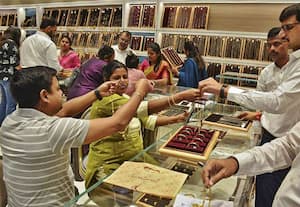 வார இறுதி நாளில் தங்கம் விலை சவரனுக்கு ரூ.2,400 அதிகரிப்பு