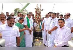  காங்கயம் காளை சிலை திறப்பு