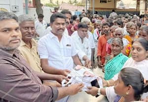  வீடு வீடாக ஹாட் பாக்ஸ் அ.தி.மு.க.வினர் அசத்தல் தி.மு.க.வினர் திகைப்பு