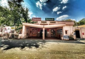 ரயில்வே ஸ்டேஷன்களில் அம்ரித் பாரத் திட்ட பணிகள்  செய்யப்படுமா:அடிப்படை வசதிகள் இல்லாமல் பயணிகள் தவிப்பு