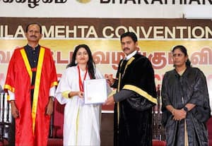 பிஎச்.டி., மாணவர்களுக்கு பட்டம் வழங்கிய துணைவேந்தர் பொறுப்புக்குழு உறுப்பினர்; பாரதியார் பல்கலை மீது விமர்சனம்