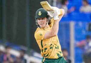 தென் ஆப்ரிக்கா அசத்தல் வெற்றி: ஜிம்பாப்வே அணி ஏமாற்றம்