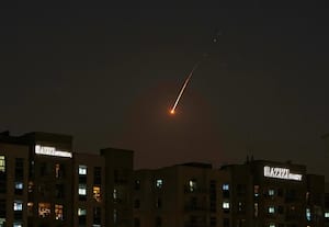 541 டிரோன்கள் மூலம் ஈரான் தாக்குதல்; தாக்கி அழித்ததாக சொல்கிறது யுஏஇ!