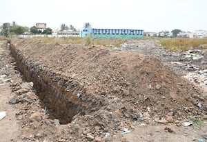  பழைய குப்பை கிடங்கில் சுற்றுச்சுவர் கட்டணும் மீண்டும் கழிவுகள் கொட்டுவதை தடுக்க வலியுறுத்தல்