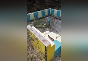  திறந்தநிலையில் ஆழ்துளை கிணறு பள்ளி மாணவ - மாணவியர் அச்சம்