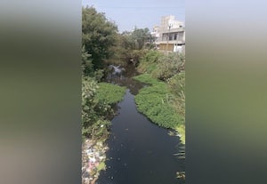  ஸ்ரீபெரும்புதுாரில் பாதாள சாக்கடை 13 ஆண்டுகளாக பணிகள் மந்தம் பிரச்னையை தீர்க்க முடியாமல் நகராட்சி திணறல்