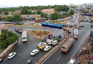  தமிழக அரசின் அனுமதிக்கு மாறாகவே கோவிலுக்கு எதிரில் ஈ.வெ.ரா., சிலை மாநகராட்சி, மாவட்ட நிர்வாகம் பாராமுகம்