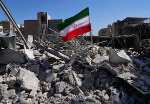 ஈரான் மீது அமெரிக்கா நடத்தும் போர்; முதல் நாளில் மட்டும் 7 ஆயிரம் கோடி ரூபாய் செலவு