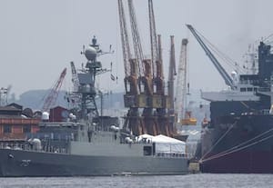 மற்றொரு போர்க் கப்பலுக்கு குறி: இலங்கை உதவியை நாடியது ஈரான்