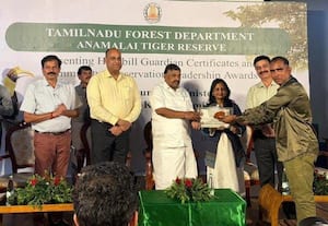  இயற்கை ஆர்வலருக்கு விருது வழங்கி கவுரவிப்பு