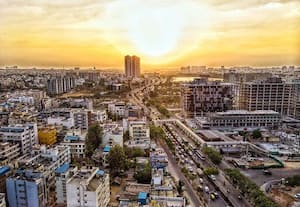  ரூ.7,000 கோடி:  பெங்களூரு வளர்ச்சிக்காக இந்த ஆண்டும் ஒதுக்கீடு: 500 கி.மீ., துாரத்திற்கு நடைபாதைகள் மேம்படுத்தப்படும்  கர்நாடக பட்ஜெட்டில் முதல்வர் சித்தராமையா அறிவிப்பு