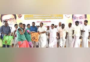  துா ய்மை பணியாளர்களுக்கு பொருட்கள் தொகுப்பு