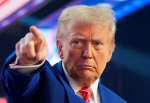 அமெரிக்கா, இஸ்ரேல் கடும் தாக்குதல்களால் ஈரான் பணிந்துவிட்டது; டிரம்ப் அறிவிப்பு