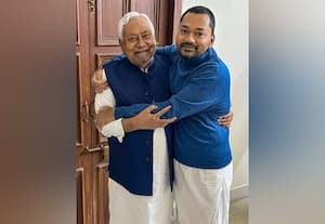  முதல்வர் நிதிஷ் மகன் நிஷாந்த் குமாரை துணை முதல்வராக்க கட்சி தீர்மானம்