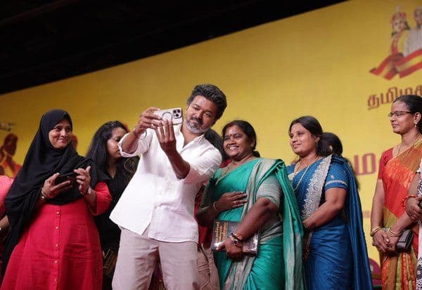  குடும்ப தலைவியருக்கு மாதம் ரூ.2,500; அனைத்து பஸ்களிலும் இலவச பயணம்: மகளிர் தின விழாவில் விஜய் வாக்குறுதி