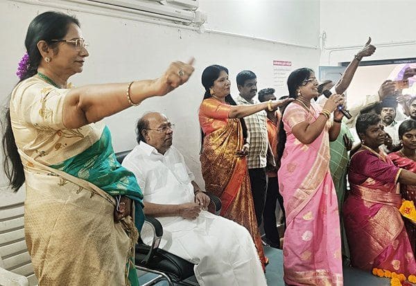  சட்டசபையில் 234 எம்.எல்.ஏ.,க்களும் பெண்களாக இருக்க வேண்டும் பா.ம.க., நிறுவனர் ராமதாஸ் ஆசை