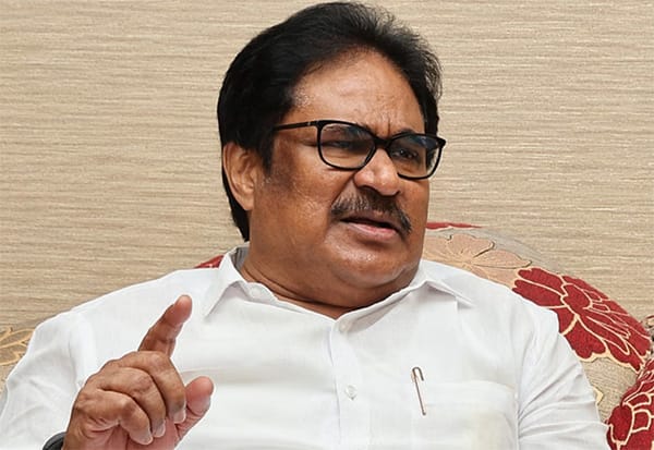 அறந்தாங்கி தொகுதியை மீண்டும் பெற மகனுக்காக போராடும் திருநாவுக்கரசர்