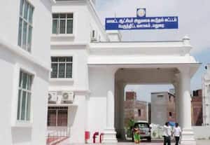 கவுன்சிலிங்கில் குறுவட்டங்களின் முழுப்பட்டியலையும்  கண்ணுலேயே காட்டலையே...   ஆர்.ஐ.,க்களின் இடமாறுதலை மீண்டும் நடத்த வலியுறுத்தல்