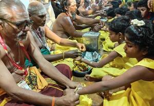  காரைக்குடி முத்து மாரியம்மன் கோயில் மாசி பங்குனி திருவிழா துவங்கியது