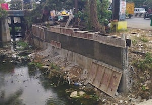  கால்வாய் தடுப்பு சுவர் கட்டுமான பணி தரம் கேள்விக்குறியால் மீண்டும் ஆபத்து