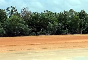 ராமநாதபுரம் மாவட்ட விளையாட்டு வீரர்கள்﻿ பாதிப்பு!  கிடப்பில் செயற்கை இழை ஓடுதள பணி 