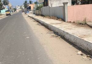  உயரமான மழைநீர் வடிகால்வாய் டன்லப் நகர் மக்கள் கடும் அவதி