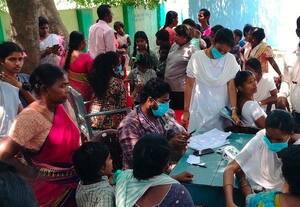 குடிநீரில் பூச்சி மருந்து கலக்கப்பட்டதா? மருத்துவ குழுவினர் பரிசோதனை