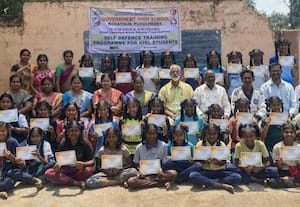  கொடாத்துார் அரசு பள்ளியில் தற்காப்புக்கலை பயிற்சி நிறைவு