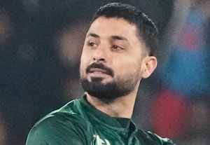 பாக்., வீரர் ஒப்பந்த சர்ச்சை * பி.சி.சி.ஐ., விளக்கம்