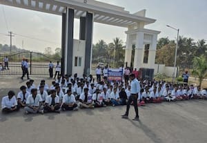  கால்நடை மருத்துவ கல்லுாரி மாணவர்கள் போராட்டம்