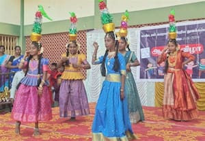  அரசு பள்ளியில் ஆண்டு விழா