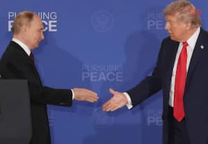 ஈரானிடம் இருக்கும் யுரேனியத்தை ரஷ்யாவுக்கு மாற்ற புடின் கோரிக்கை;  அதிபர் டிரம்ப் நிராகரிப்பு