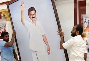 தேர்தல் அறிவிப்பு எதிரொலி; தலைமைச் செயலகத்தில் முதல்வர் படங்கள் அகற்றம்