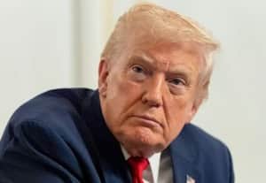  'கார்க் தீவு மீதான தாக்குதல் தீவிரமாகும்': அதிபர் டிரம்ப் மிரட்டல்