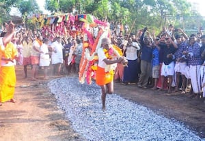  மண்டேஸ்வரி கோவில் திருவிழா; திரளான பக்தர்கள் பங்கேற்பு